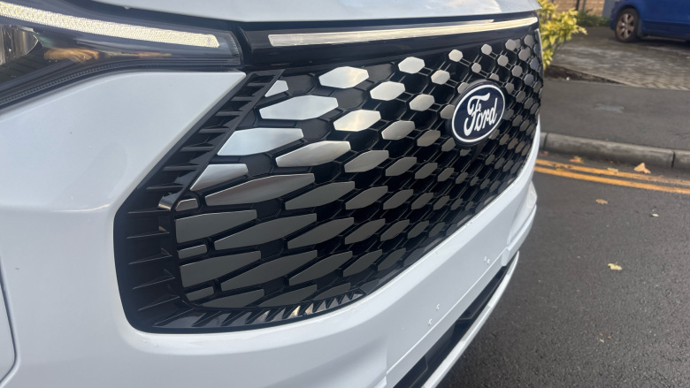 Ford Transit Custom E-320 L1 Rwd 100kW 65kWh H1 Van Limited Auto